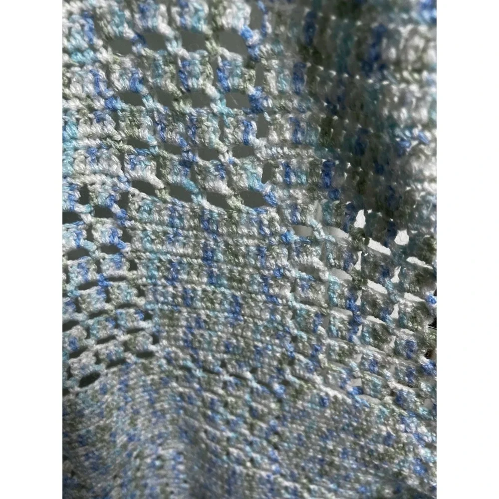 Handmade Crochet Baby‎ Blanket Pastel Green Blue Variegated Scalloped Edge 31x34